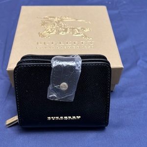 Burberry Leather wallet